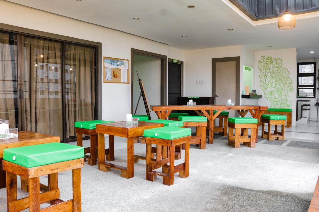 Reddoorz @ Junquera Extension Cebu Exterior photo